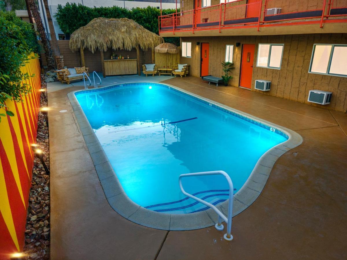 Tiki Hotel Palm Springs Eksteriør billede