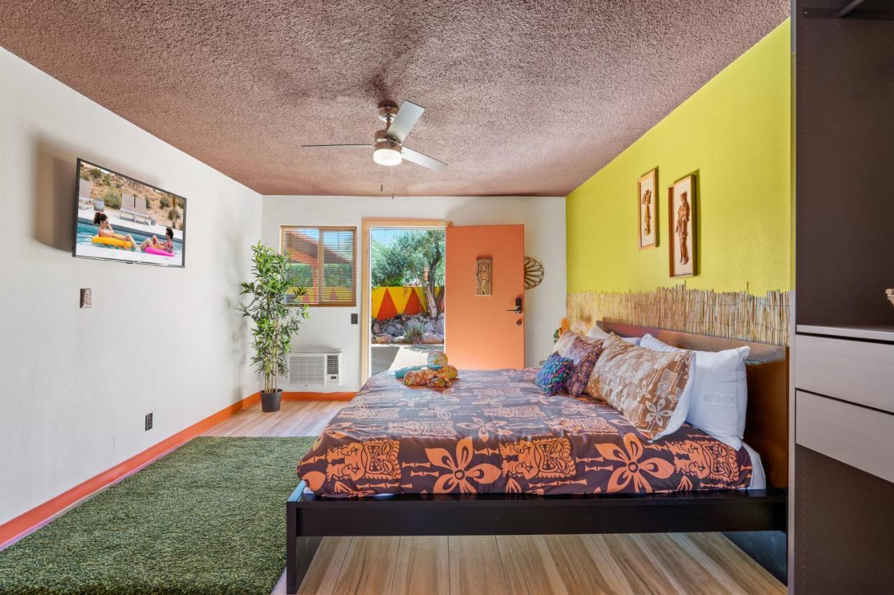 Tiki Hotel Palm Springs Eksteriør billede
